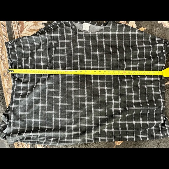 Van Heusen Blouse—Perf for return to work! - Picture 3 of 5